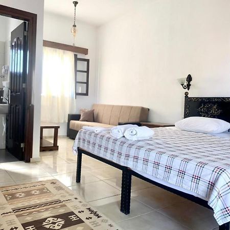 Villa Lembos Hotel Karpaz Rizokarpaso Kültér fotó