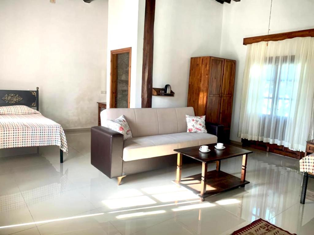 Villa Lembos Hotel Karpaz Rizokarpaso Kültér fotó