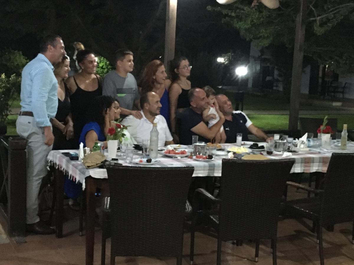 Villa Lembos Hotel Karpaz Rizokarpaso Kültér fotó